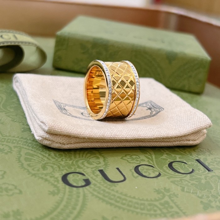 Gucci Luxury Womens Ring