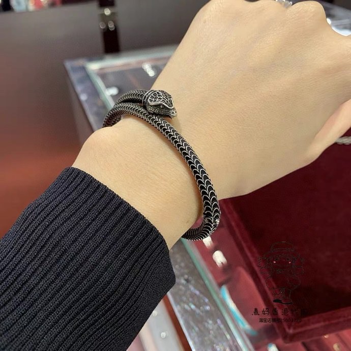 Gucci Luxury Mens Bracelet