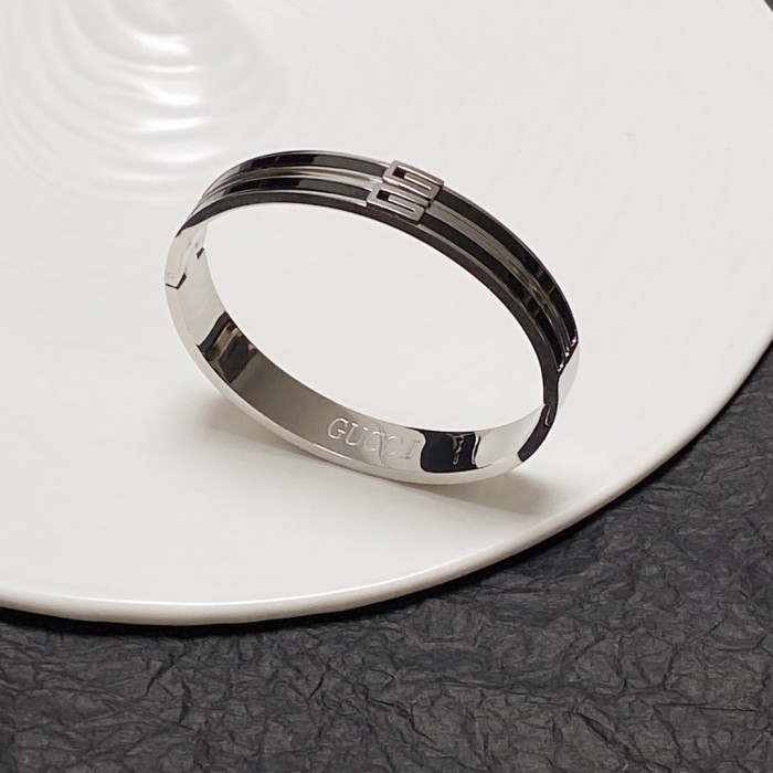 Gucci Luxury Womens Bracelet