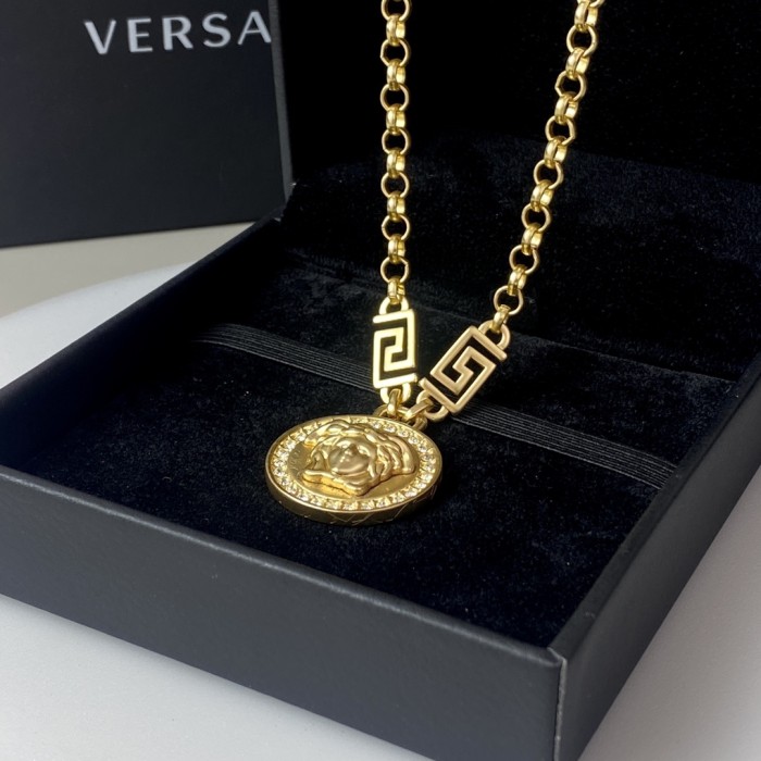 Versace Luxury Men Womens Necklace