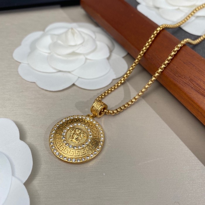 Versace Luxury Men Womens Necklace