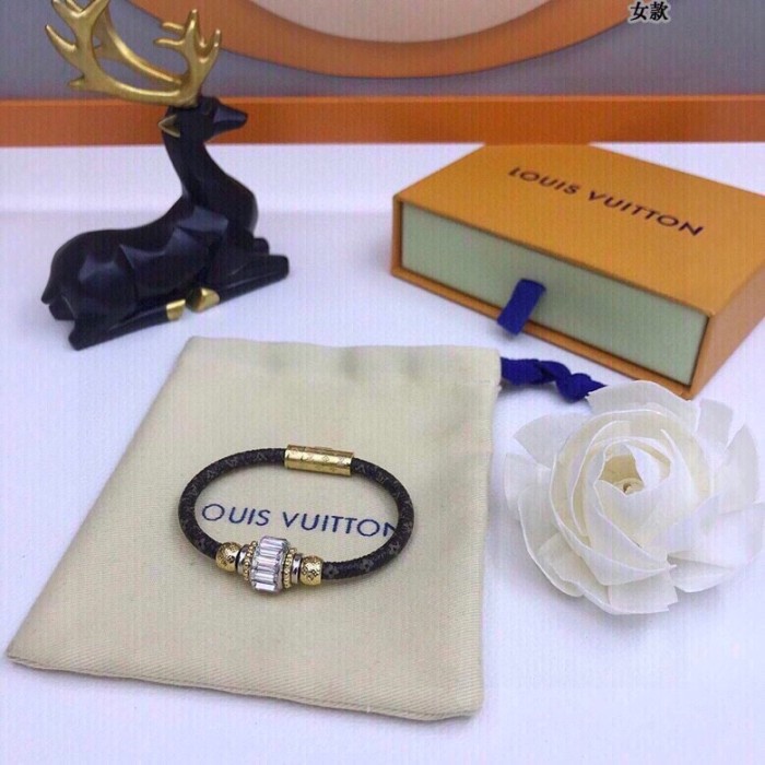 Louis Vuitton Luxury Men Womens Bracelet M6771E