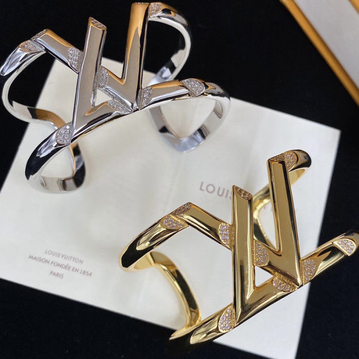 Louis Vuitton Luxury Womens Bracelet