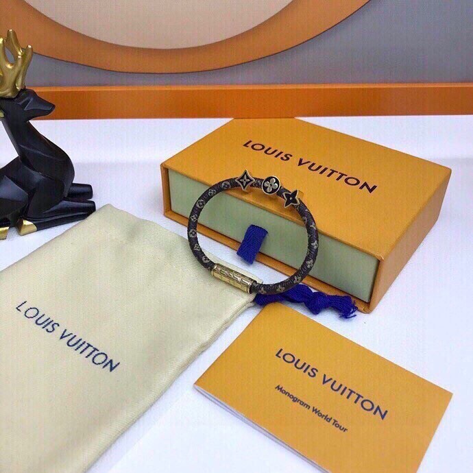 Louis Vuitton Luxury Men Womens Bracelet