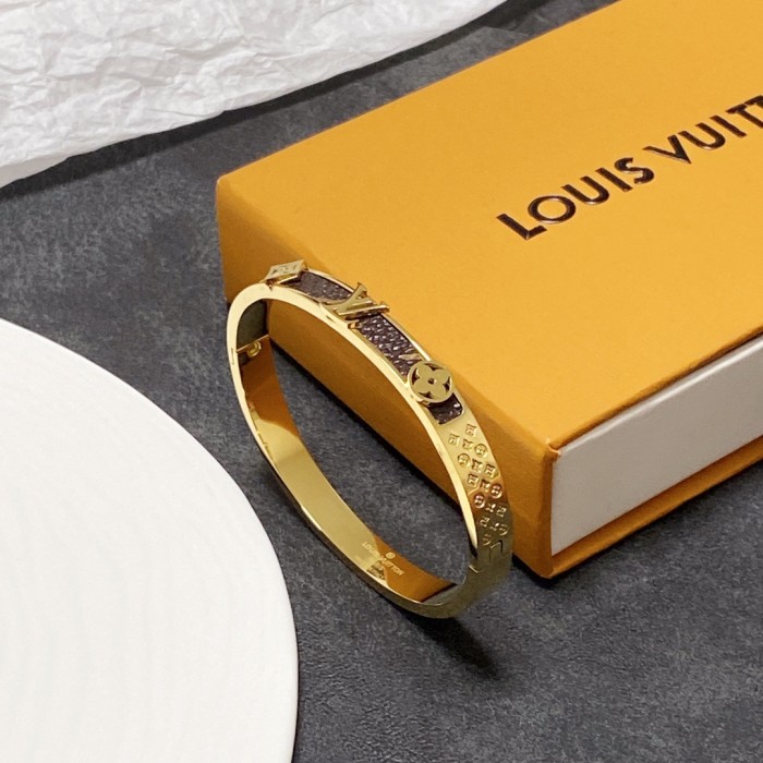 Louis Vuitton Luxury Womens Bracelet
