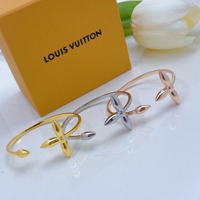 Louis Vuitton Luxury Womens Bracelet