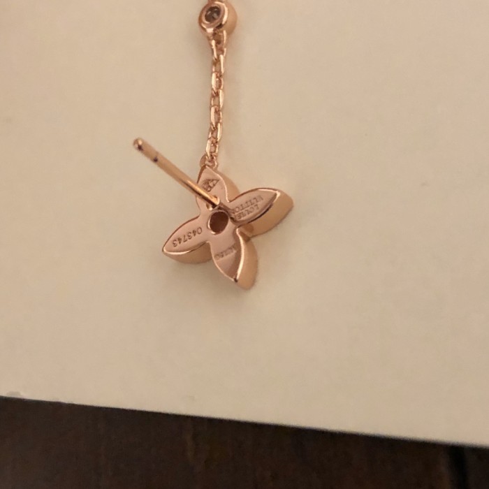 Louis Vuitton Luxury Womens Earrings