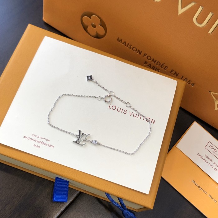 Louis Vuitton Luxury Womens Bracelet