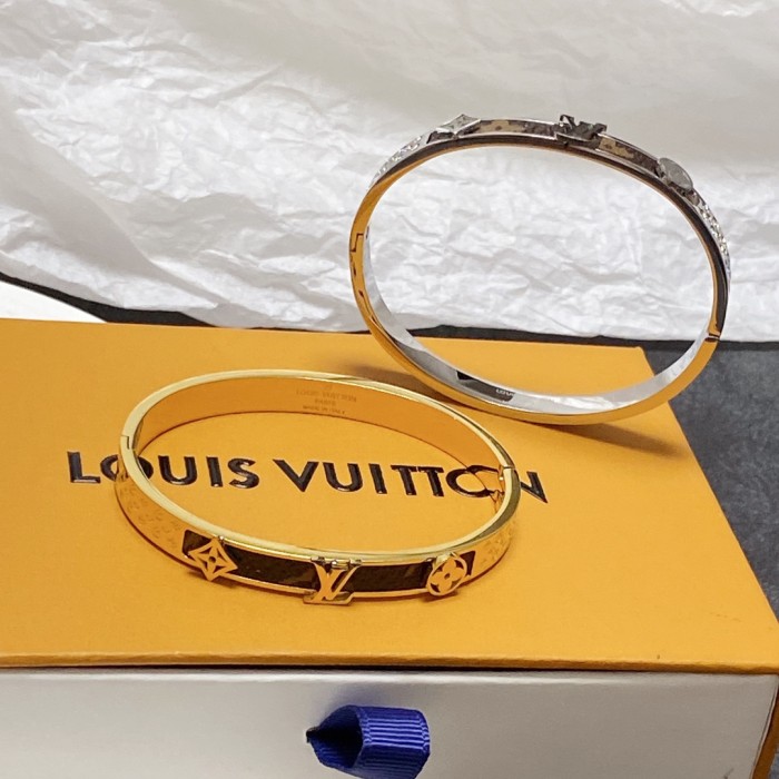 Louis Vuitton Luxury Womens Bracelet