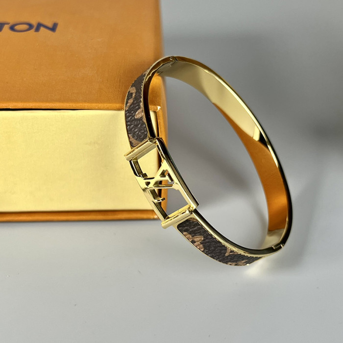 Louis Vuitton Luxury Womens Bracelet