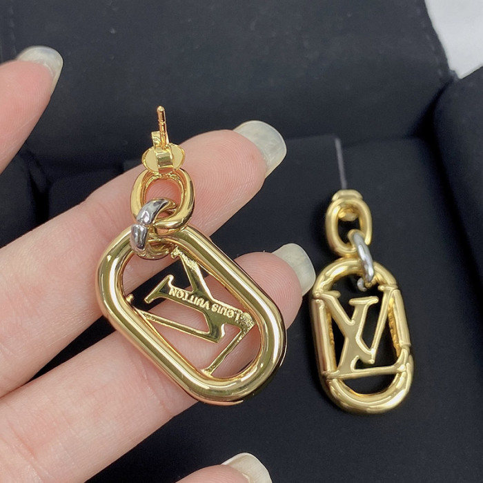 Louis Vuitton Luxury Womens Earrings E1711