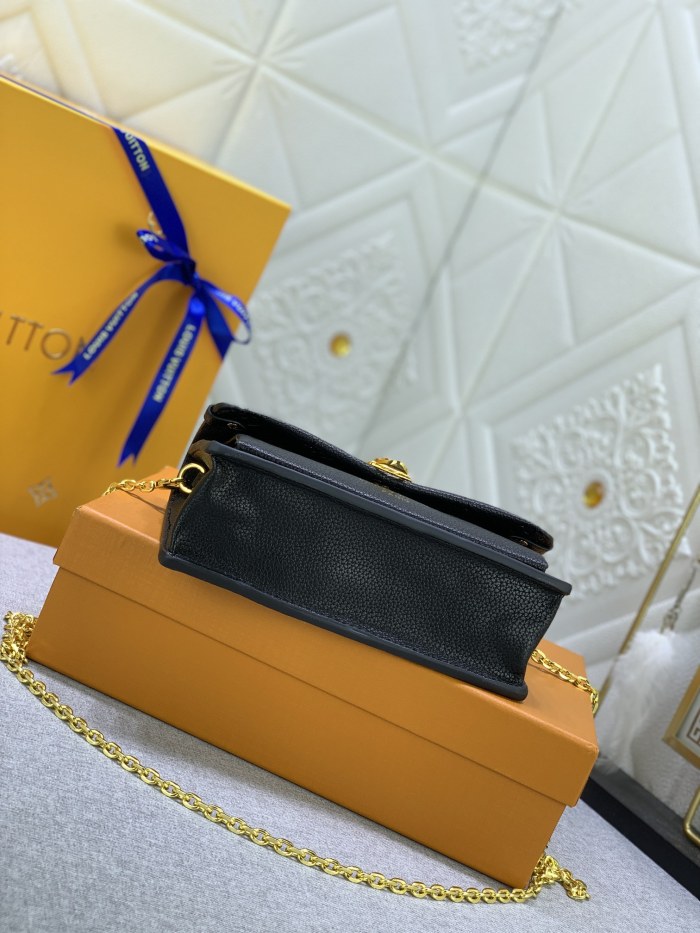 Louis Vuitton Womens Bags Messenger Shoulder Bags Luxury Brand VAVIN CHAIN WALLET with Original Box M67839 Black Embossed cowhide leather