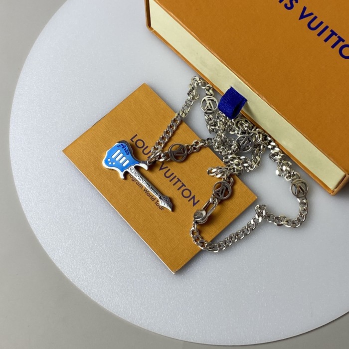 Louis Vuitton Luxury Men Womens Necklace