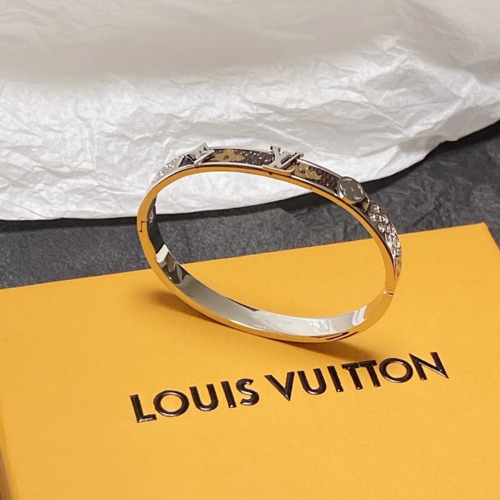 Louis Vuitton Luxury Womens Bracelet