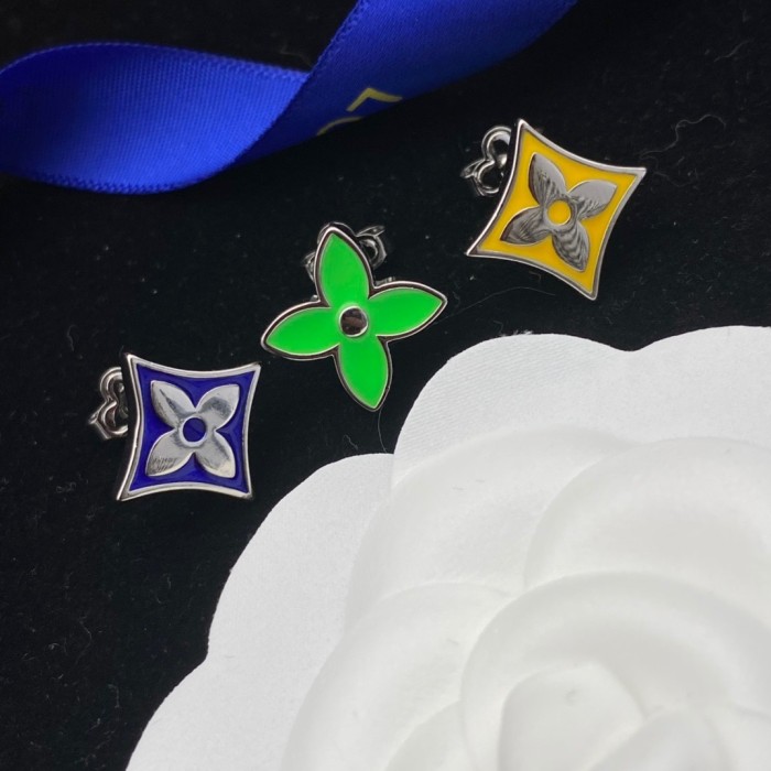Louis Vuitton Luxury Womens Earrings