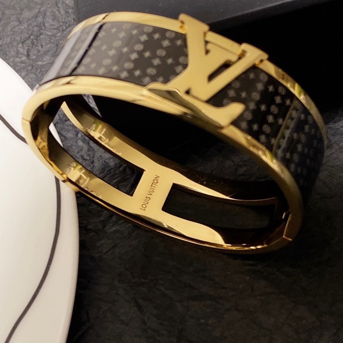 Louis Vuitton Luxury Womens Bracelet