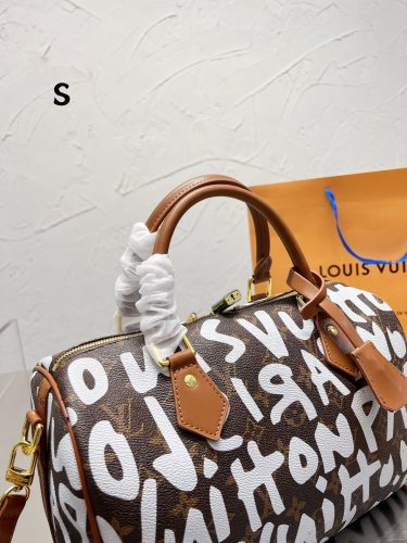 Louis Vuitton Womens Bags Luxury Brand Fashion Type Louis Vuitton SPEEDY BANDOULIÈRE 30 with Original Box M46268