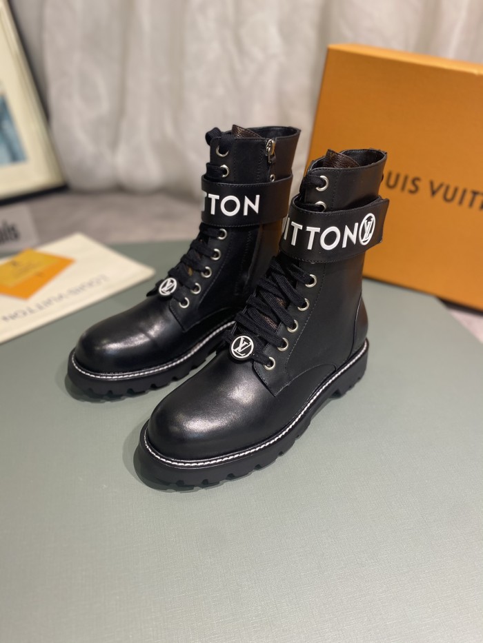 Louis Vuitton Women Shoes Boots Luxury Brand TERRITORY FLAT RANGER with Original Box 1A9HAI