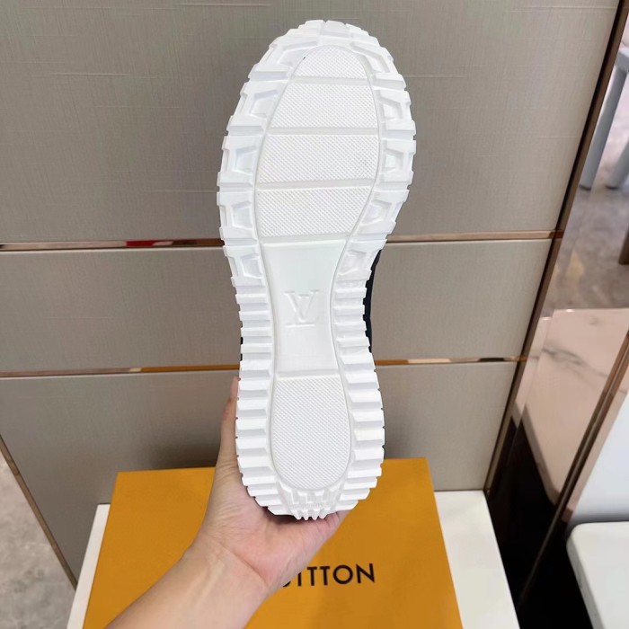 Louis Vuitton Men Shoes Sports RUN AWAY SNEAKER Running Design Luxury Brand with Original Box 1A9ZK8 Monogram-embossed grained calf leather and Epi calf leather
