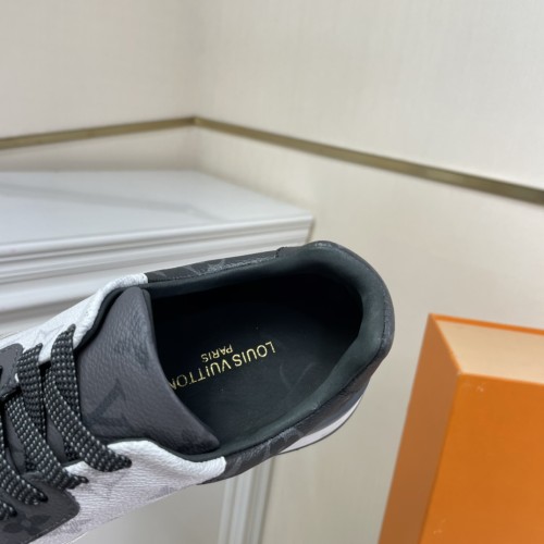 Louis Vuitton Men Shoes Sports RUN AWAY SNEAKER Running Design Luxury Brand with Original Box 1A9ZK8 Monogram-embossed grained calf leather and Epi calf leather