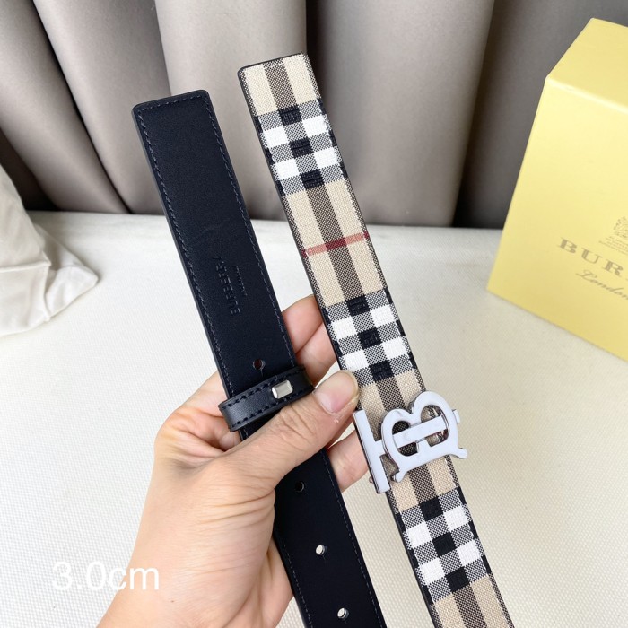 Burberry Womens Belt Luxury Brand Design Fashion Type with Original Box