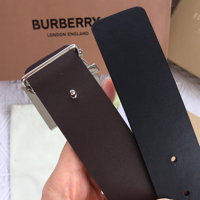 Burberry Womens Belt Luxury Brand Design Fashion Type with Original Box