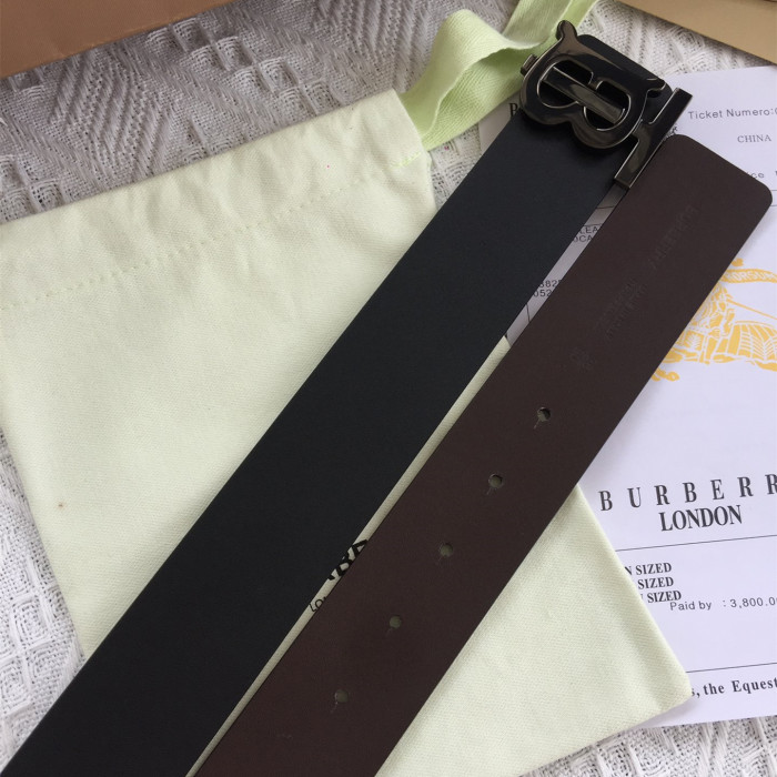 Burberry Womens Belt Luxury Brand Design Fashion Type with Original Box