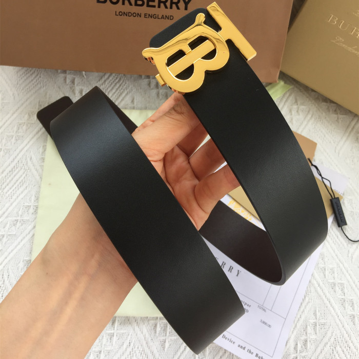 Burberry Womens Belt Luxury Brand Design Fashion Type with Original Box