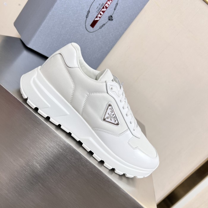 Prada Mens Shoes Casual Luxury Brand Breathable Sneakers with Original Box