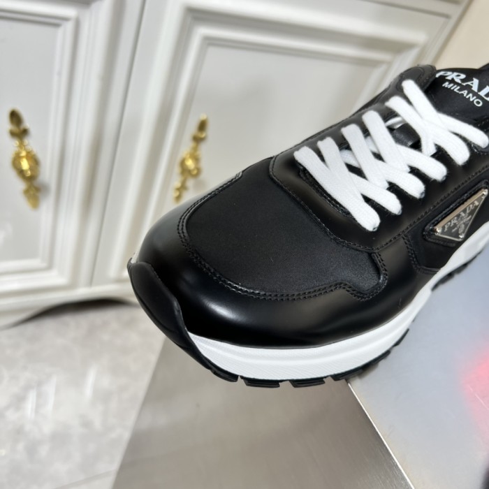 Prada Mens Shoes Casual Luxury Brand Breathable Sneakers with Original Box