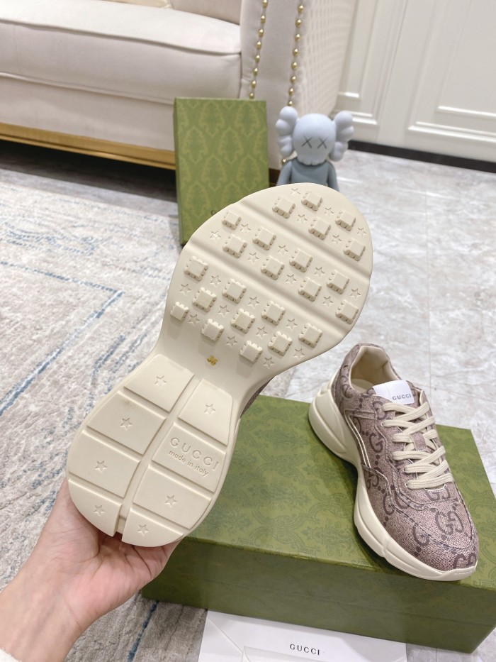 Gucci Mens Shoes Sneakers Luxury Brand Men's GG Rhyton sneaker with Original Box 680870 UMO00 9742