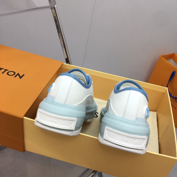 Louis Vuitton Womens Shoes Fashion Boots Luxury Brand LV SQUAD SNEAKER with Original Box 1AACWE