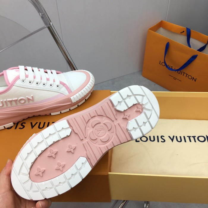 Louis Vuitton Womens Shoes Fashion Boots Luxury Brand LV SQUAD SNEAKER with Original Box 1AACVY