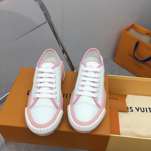 Louis Vuitton Womens Shoes Fashion Boots Luxury Brand LV SQUAD SNEAKER with Original Box 1AACVY