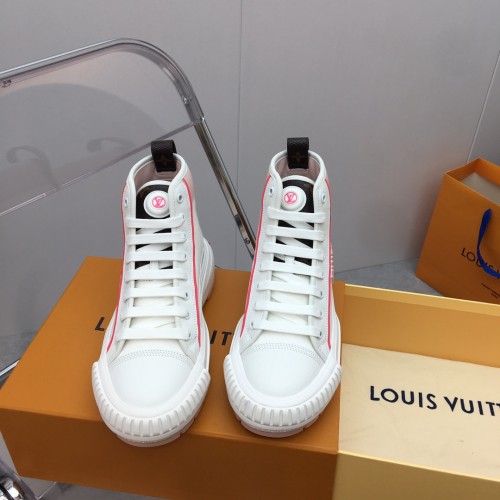Louis Vuitton Womens Shoes Fashion Boots Luxury Brand LV SQUAD SNEAKER with Original Box 1AACV2