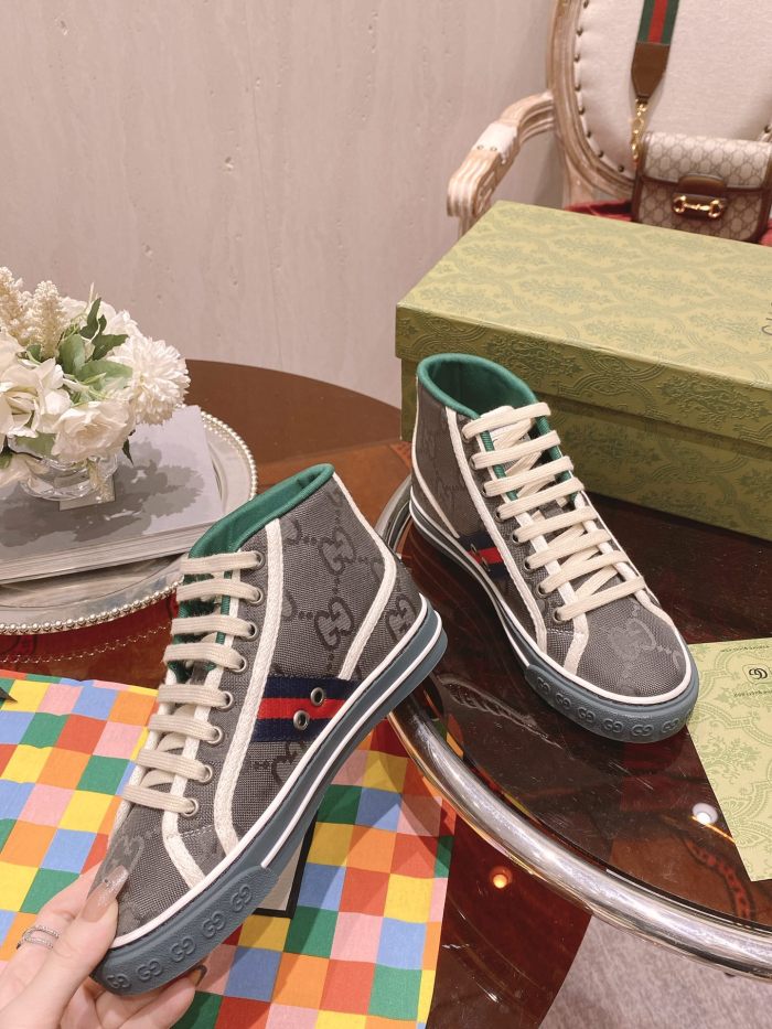 Gucci Mens Shoes Sneakers Luxury Brand men's Gucci Tennis 1977 sneaker 628717 H9H80 1162 with Original Box