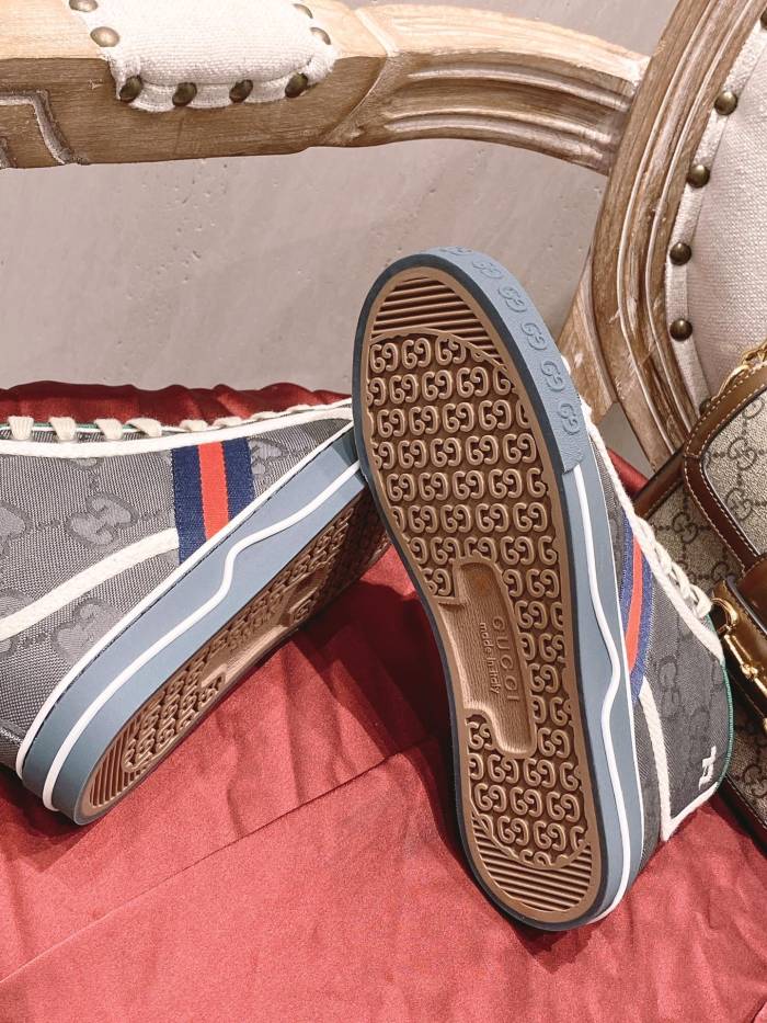 Gucci Mens Shoes Sneakers Luxury Brand men's Gucci Tennis 1977 sneaker 628717 H9H80 1162 with Original Box