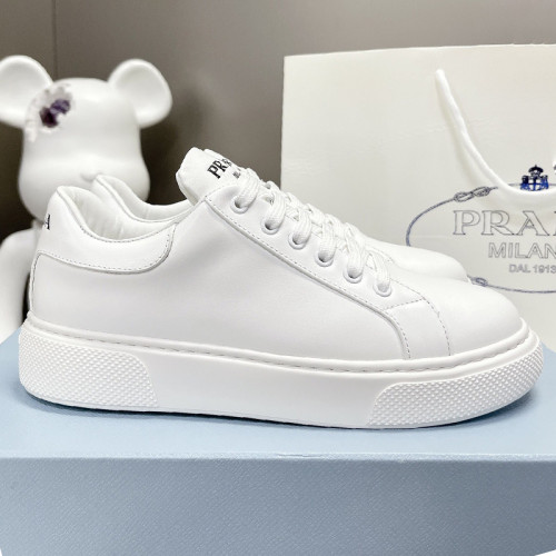 Prada Womens Shoes Casual Luxury Brand Breathable Prada sneakers with Original Box