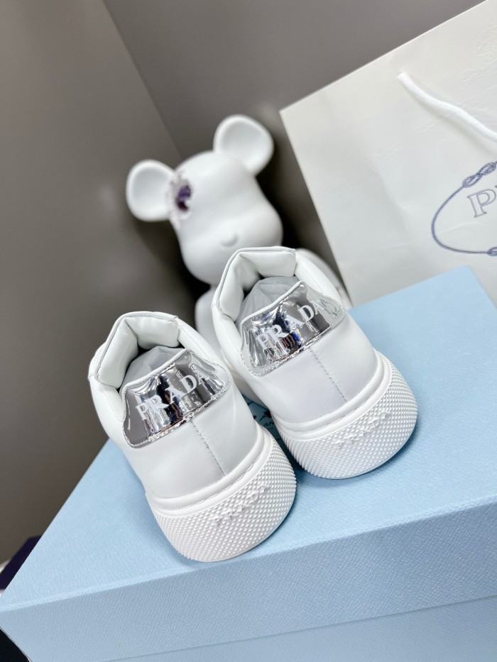 Prada Womens Shoes Casual Luxury Brand Breathable Prada sneakers with Original Box