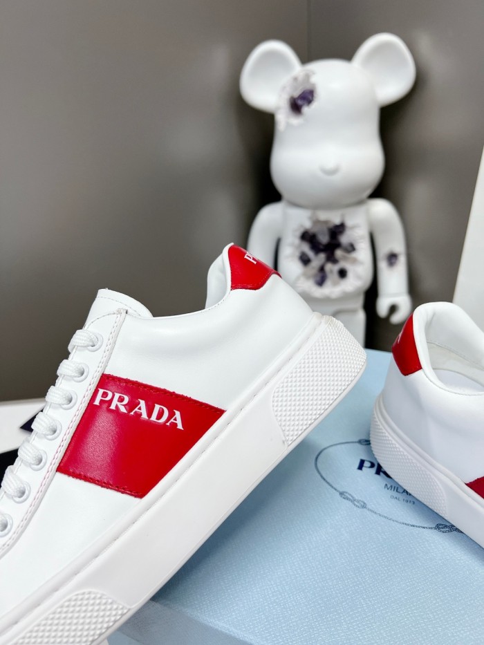 Prada Womens Shoes Casual Luxury Brand Breathable Prada sneakers with Original Box