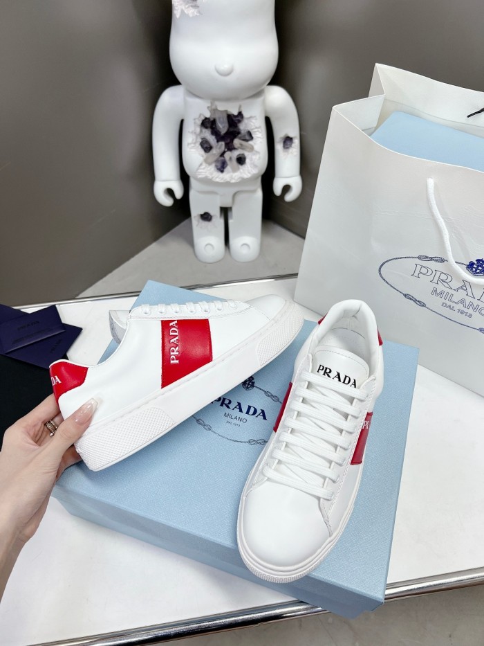 Prada Womens Shoes Casual Luxury Brand Breathable Prada sneakers with Original Box