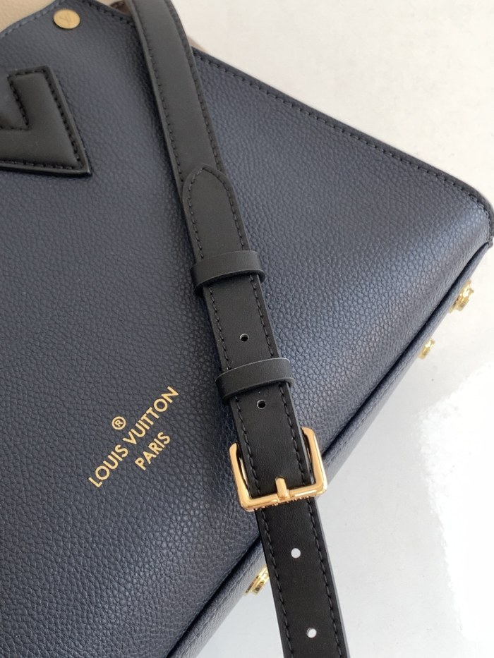 Louis Vuitton Womens Shoulder Bags Handbags Luxury Brand Fashion ON MY SIDE MM Twist calfskin and Monogram coated canvas M53823