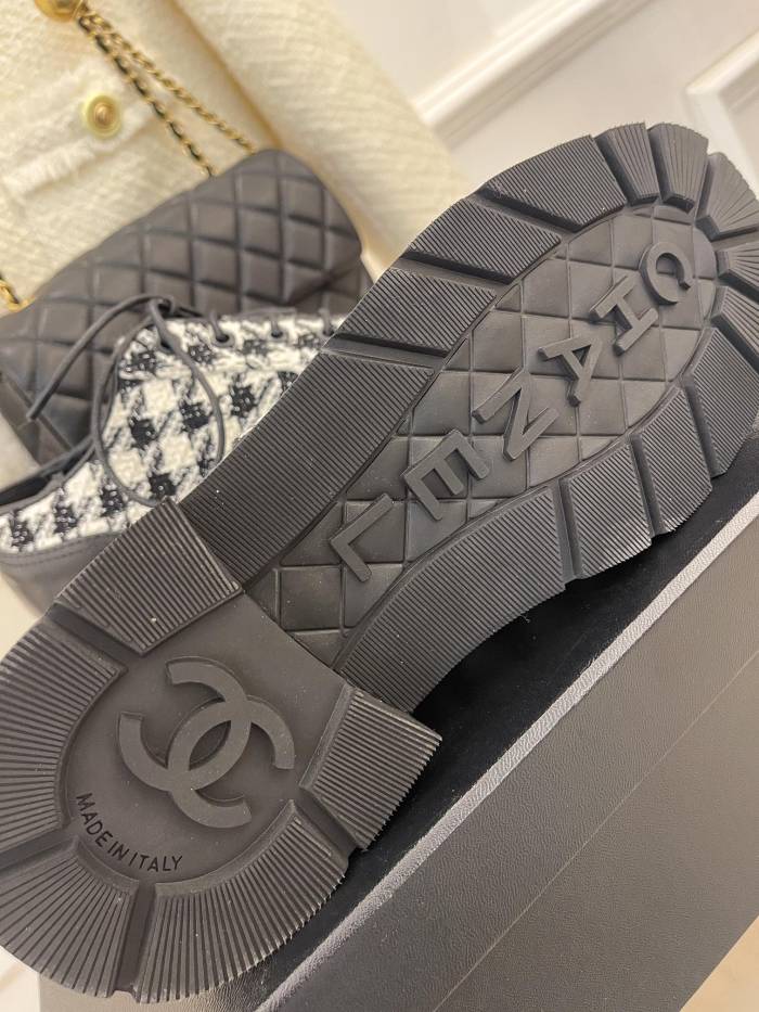 Chanel Women Shoes Fashion Casual Shoes Luxury Brand with Original Box