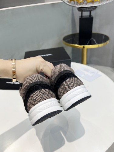 Chanel Women Shoes Sneakers Luxury Brand Sports Shoes Breathable Design with Original Box