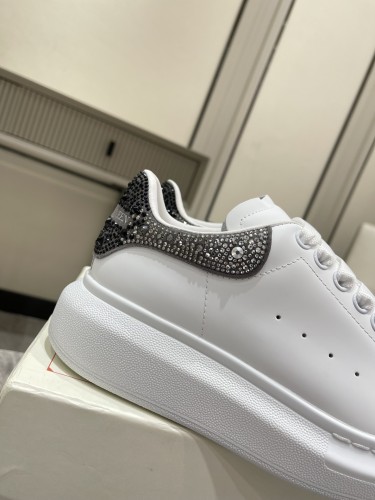 Alexander McQueen Women Shoes Sneakers Fashion Design Luxury Brand with Original Box