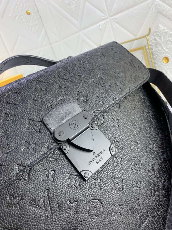 Louis Vuitton Womens Mens Shoulder Bags Handbags Luxury Brand Fashion S LOCK BRIEFCASE M20835