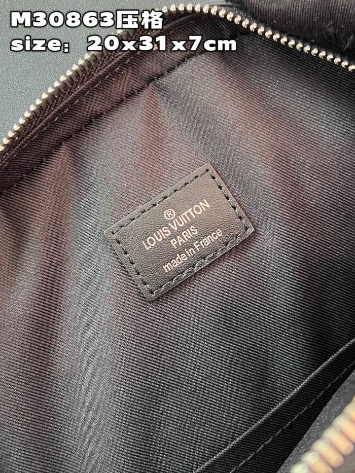 Louis Vuitton Mens Bag Shoulder Bag AVENUE SLINGBAG with Original Box N45303