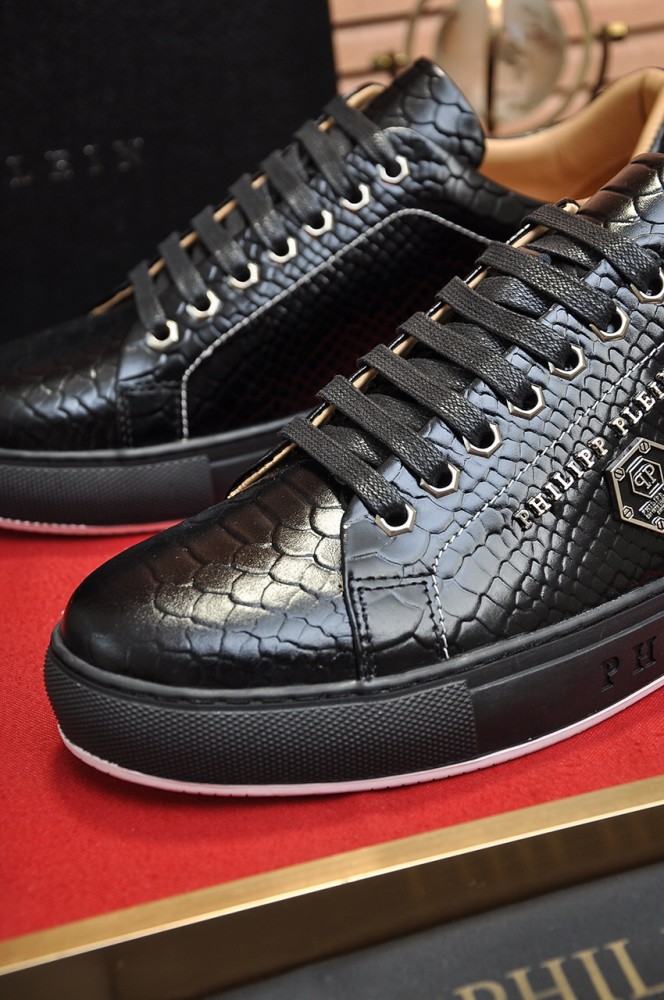 Philipp Plein Men Shoes Sneakers Low Top Sneaker Fashion Design Luxury Brand Trainer Predator TM with Original Box