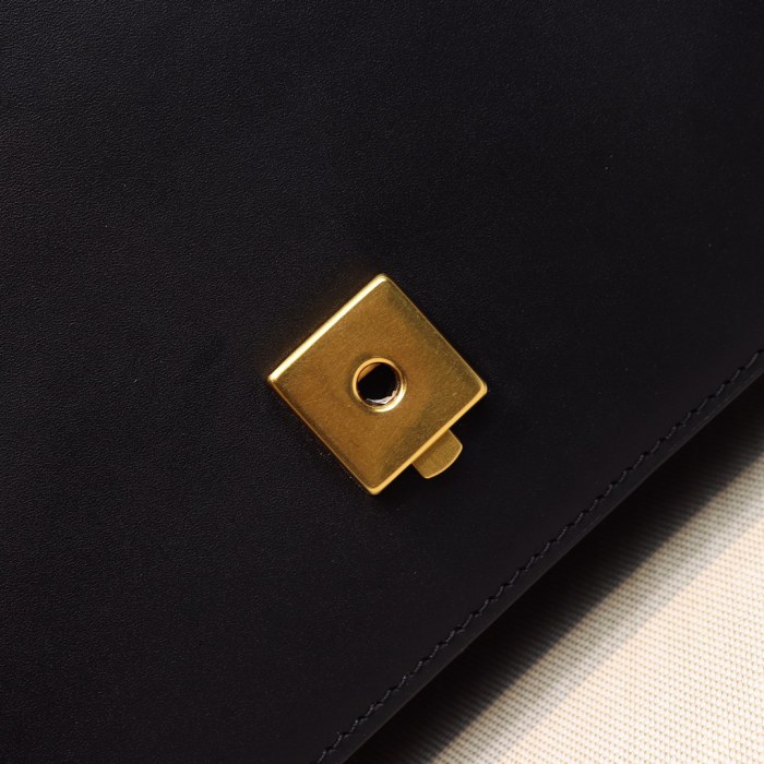 Gucci Womens Bags Luxury Brand GG Messenger Bag with Original Box 431771 whatsapp【+1-3239614486】