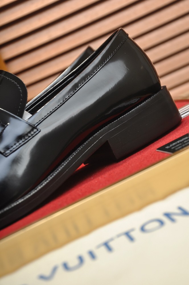 Louis Vuitton Men Shoes Dress Shoes Fashion Luxury Brand Mens Casual Shoes with Original Box